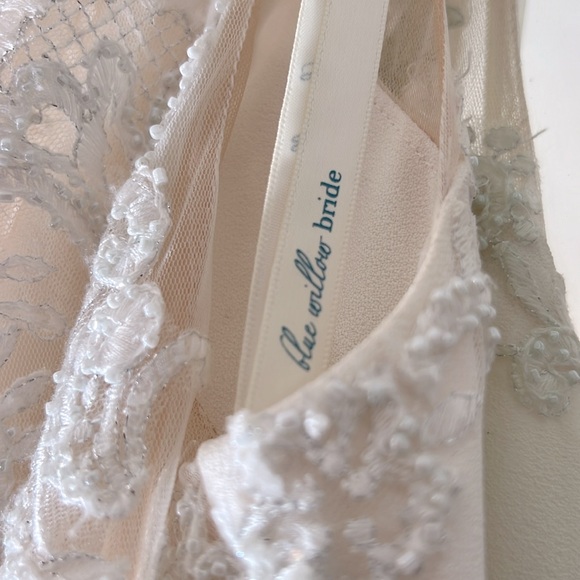 Anne Barge Pelli Sample Gown - Picture 6 of 8